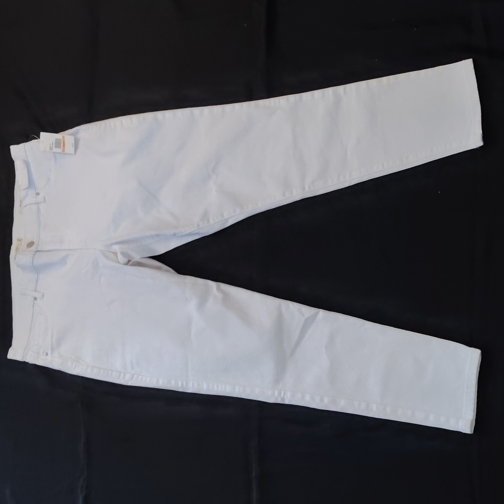 Jessica Simpson Kiss Me Skinny Jeans in White Size 16/33 - Picture 3 of 9